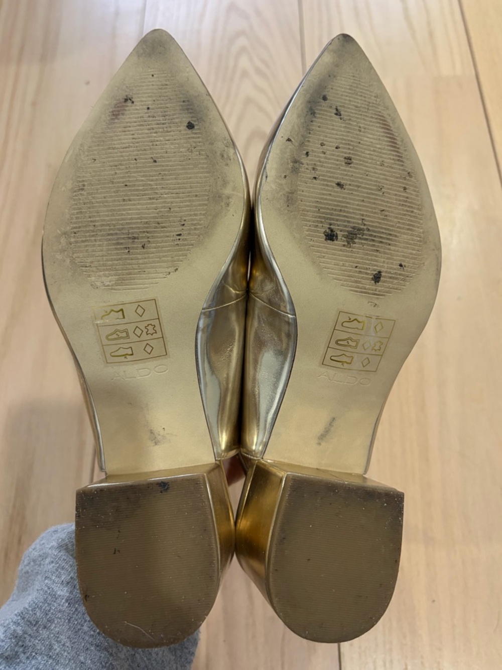 Aldo Metallic Gold Block Heel Slingbacks - Picture 8 of 8